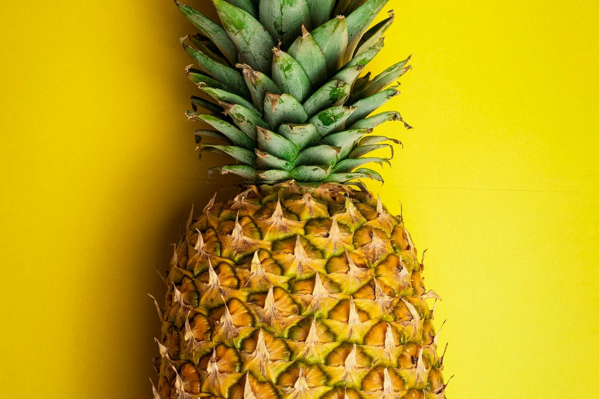 Pineapple: Macros, Sugar, Glycemic Index & How to Eat It Right
