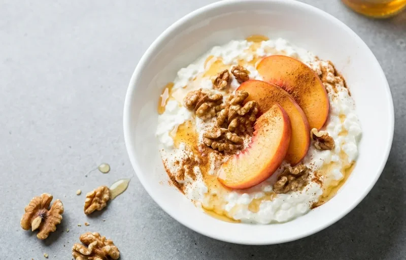 Cottage Cheese with Peach and Walnuts